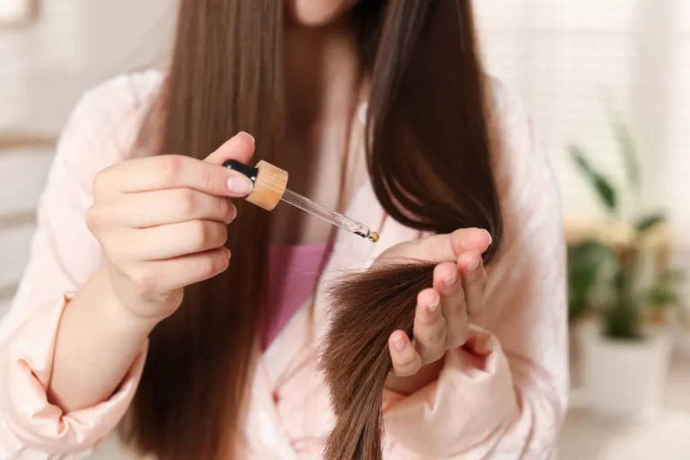 Jak zadbać o włosy po zimie? Kompletny poradnik regeneracji i domowej pielęgnacji